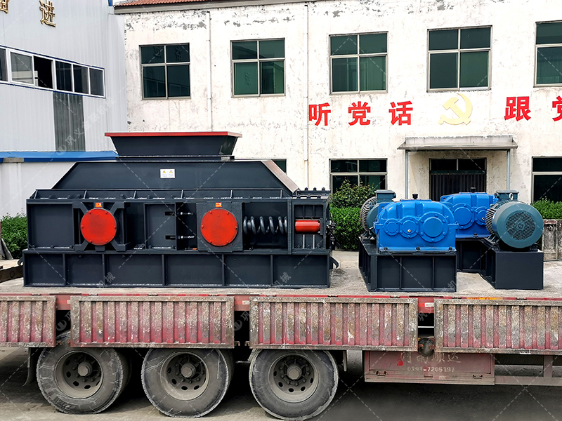 青石和河卵石哪個(gè)制砂好？用對(duì)輥破碎機(jī)怎么樣？
